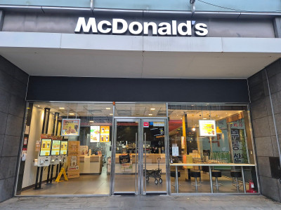 서울시 성동구 상가 매장 유리창 청소